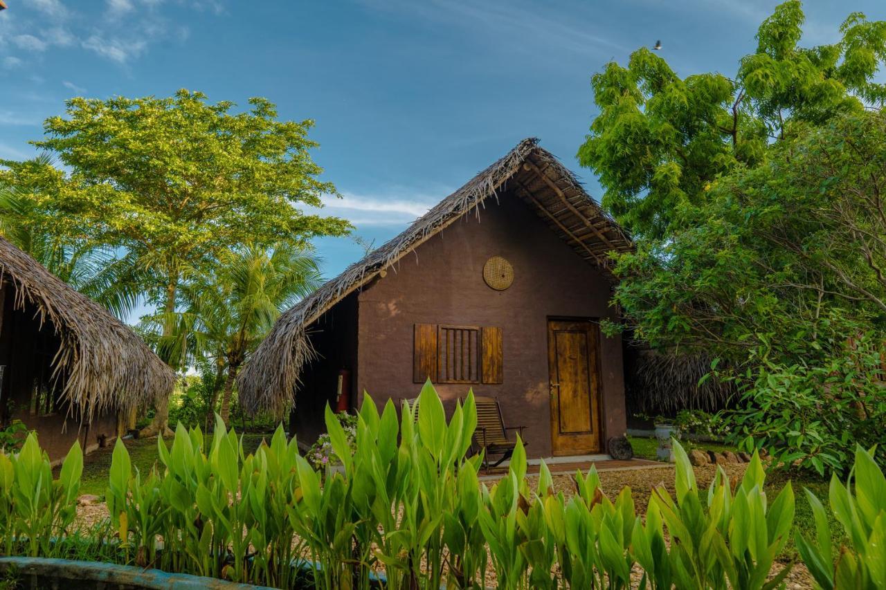 Villa Gaga Bees Yala Tissamaharama Exterior foto